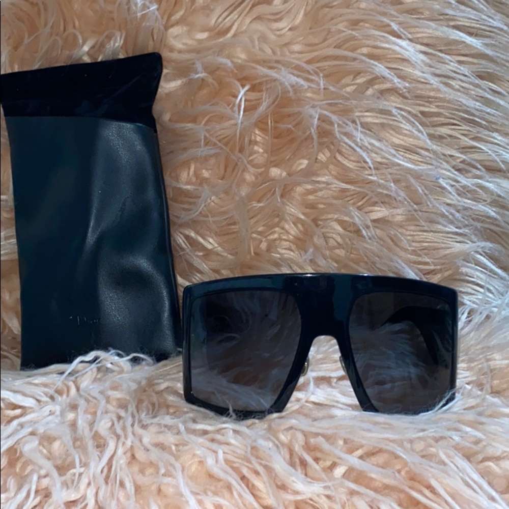 **DIOR SUNGLASSES **